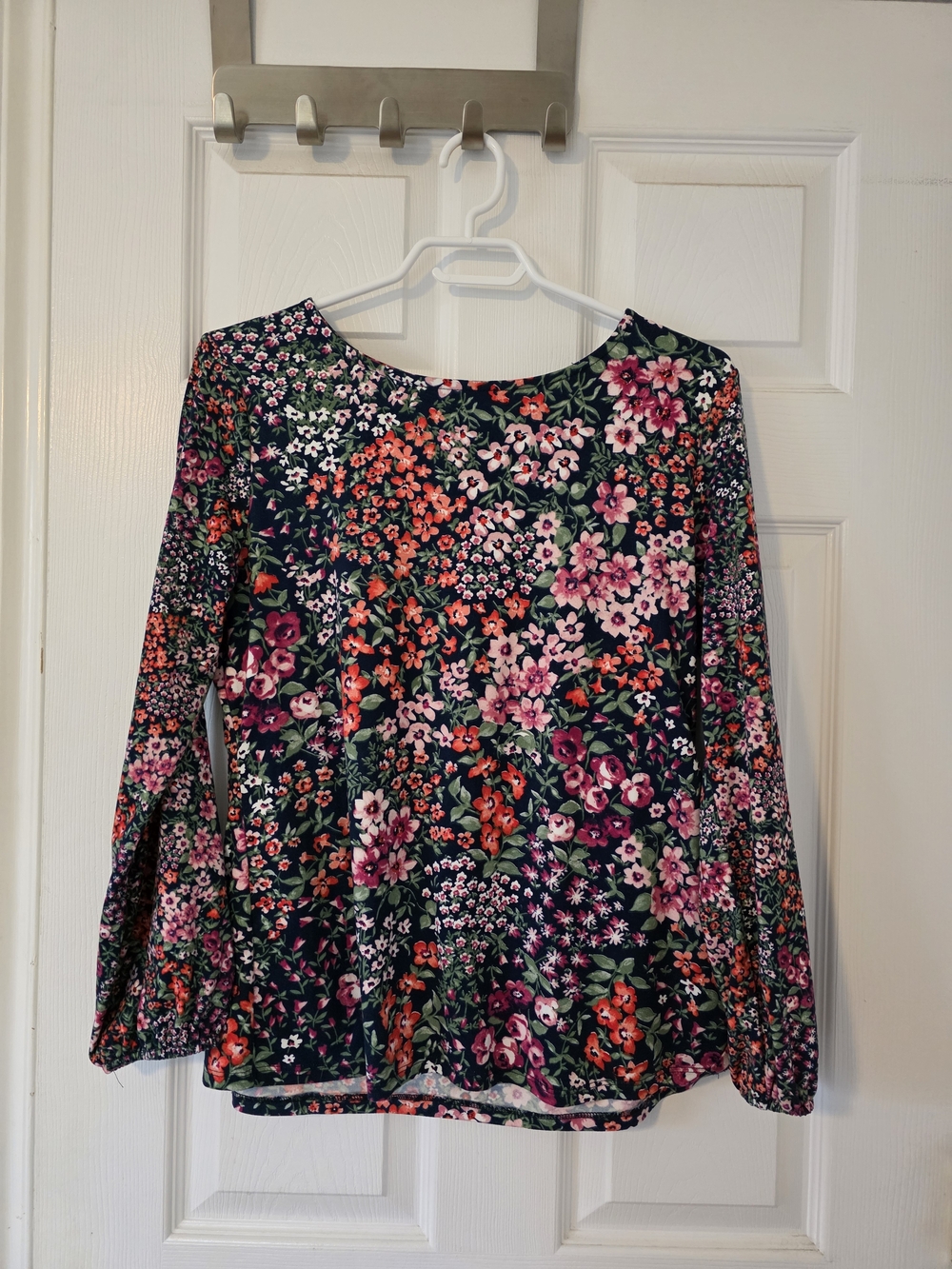 Soft Floral Long-Sleeve Top | SZ Medium